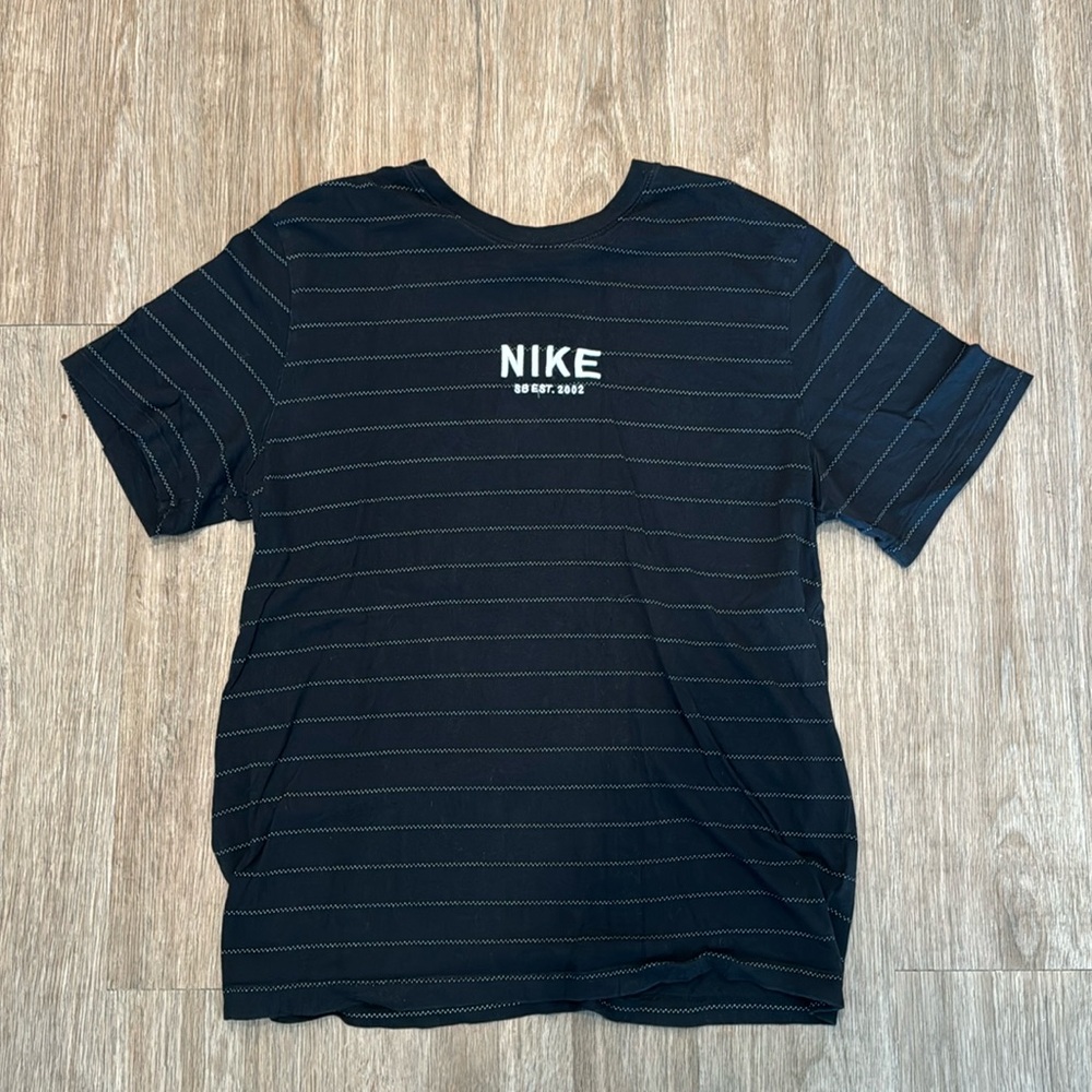 Nike SB men’s tee shirt